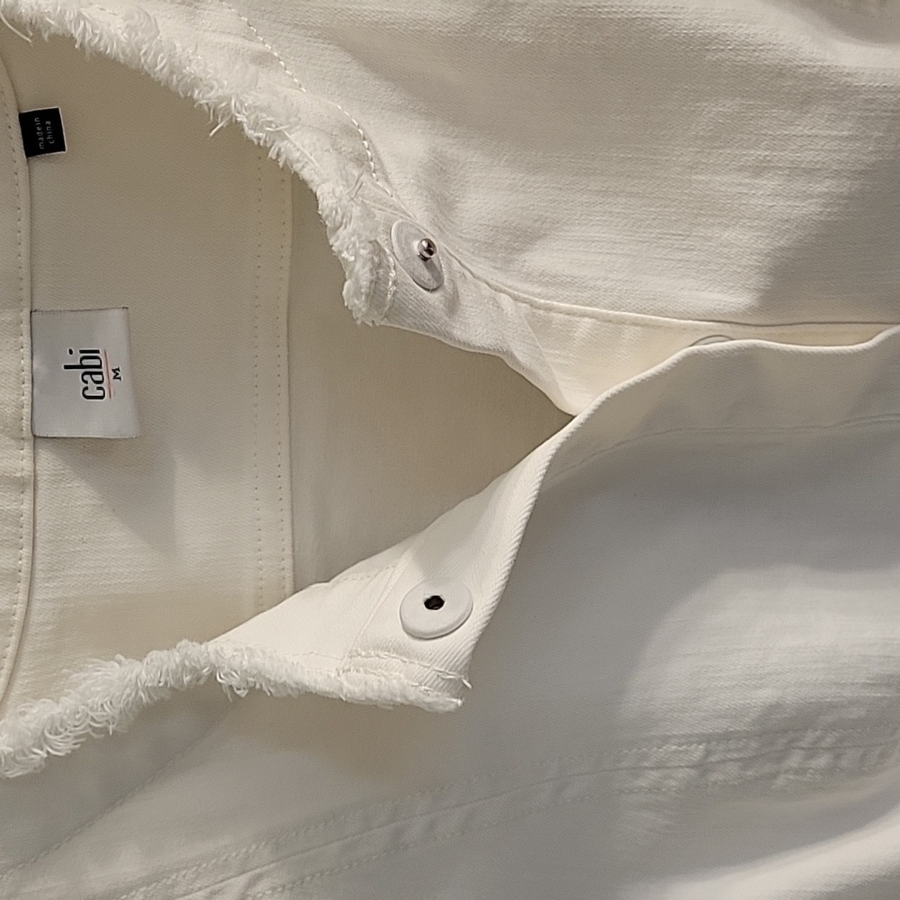 Cabi Women's Jean Jacket - Picture 4 of 4